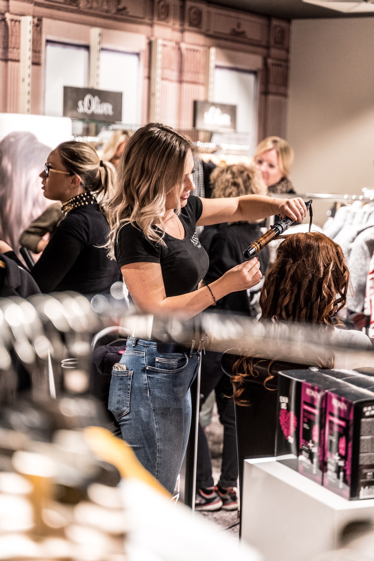 Du débutant au professionnel : Le parcours de formation d’un coiffeur