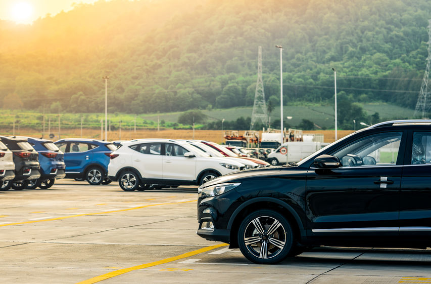 Parking privé ou aéroport : lequel choisir ?